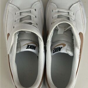 Nike Kids White and Tan Sneakers